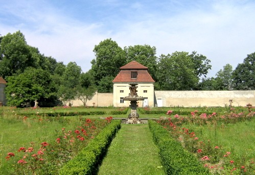 Rosengarten und Park Tiefenau – Foto: Gemeinde Wülknitz